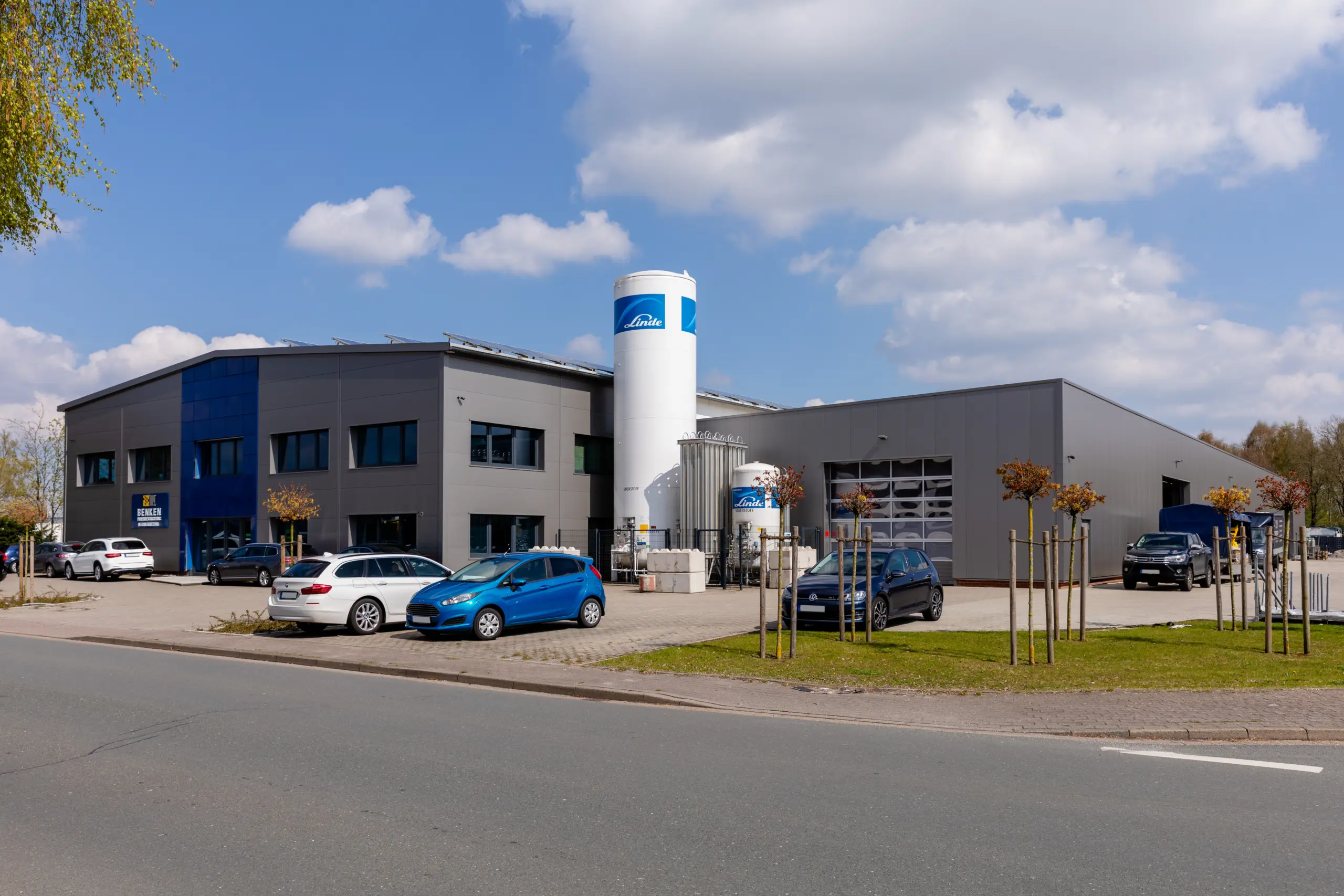Neubau einer Produktionshalle für die BENKEN PULVERBESCHICHTUNG GmbH & Co. KG