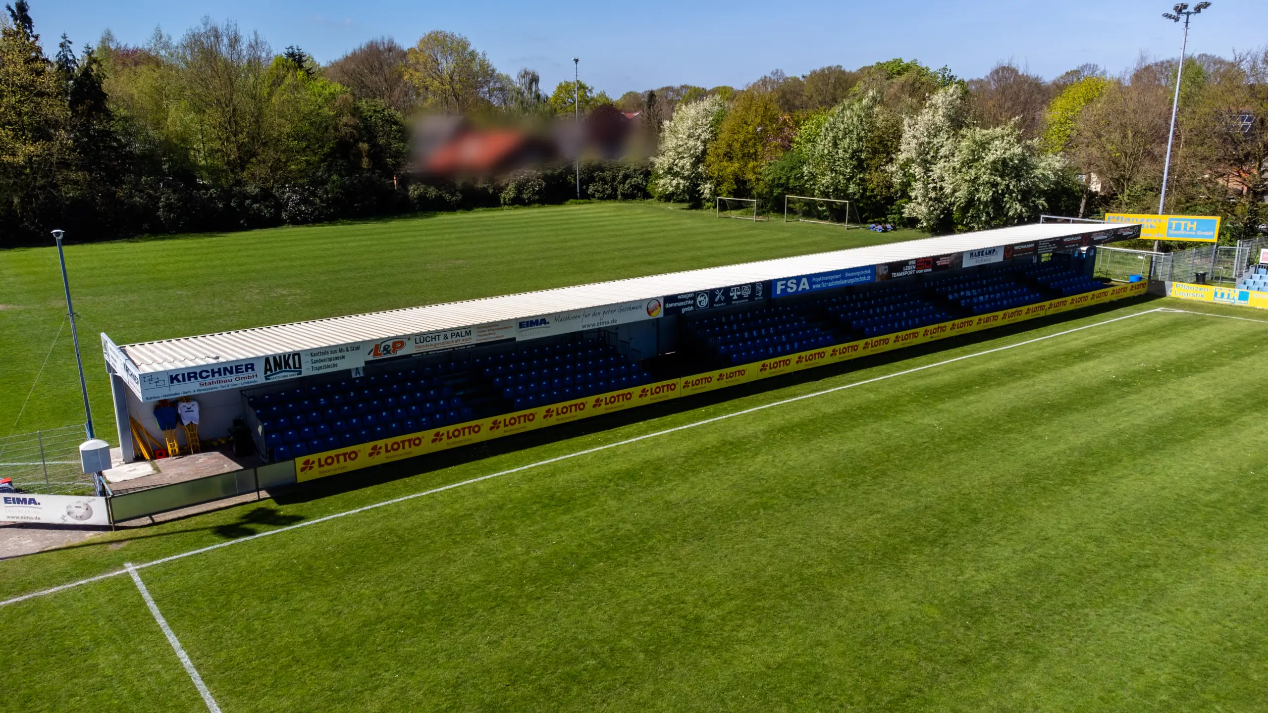 Neubau einer Tribünenüberdachung für den SSV Jeddeloh