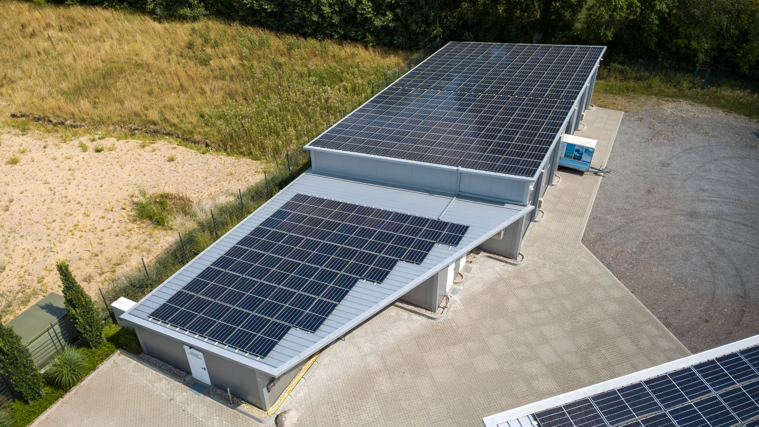 DJI_0111 Neubau eines Gragaenparks mit 4 Hallen für Hallenkönig in Bad Segeberg